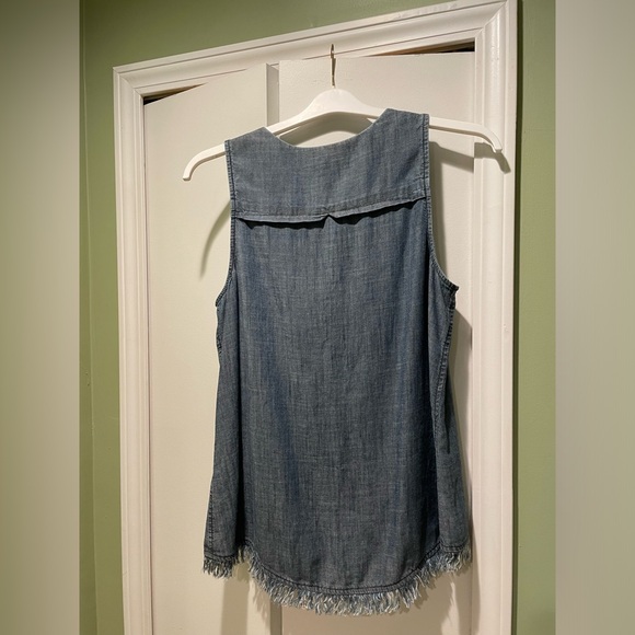 Trina Turk denim vest/shirt zippered size M - Picture 2 of 6